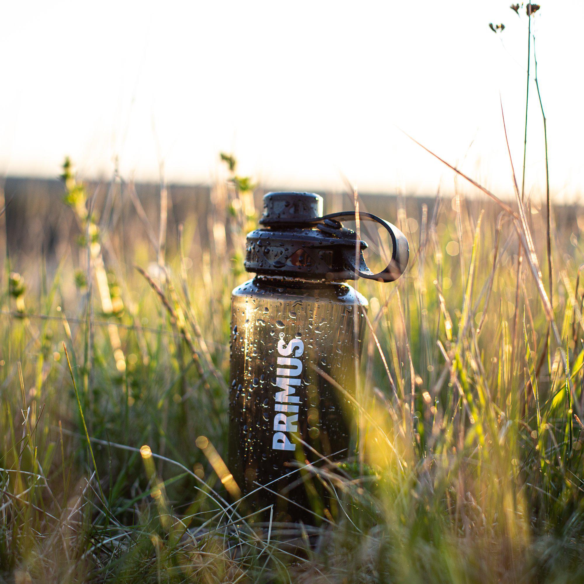 P740120_trailbottle-tritan_stina-hjelm_2020-02-lifestyleImages