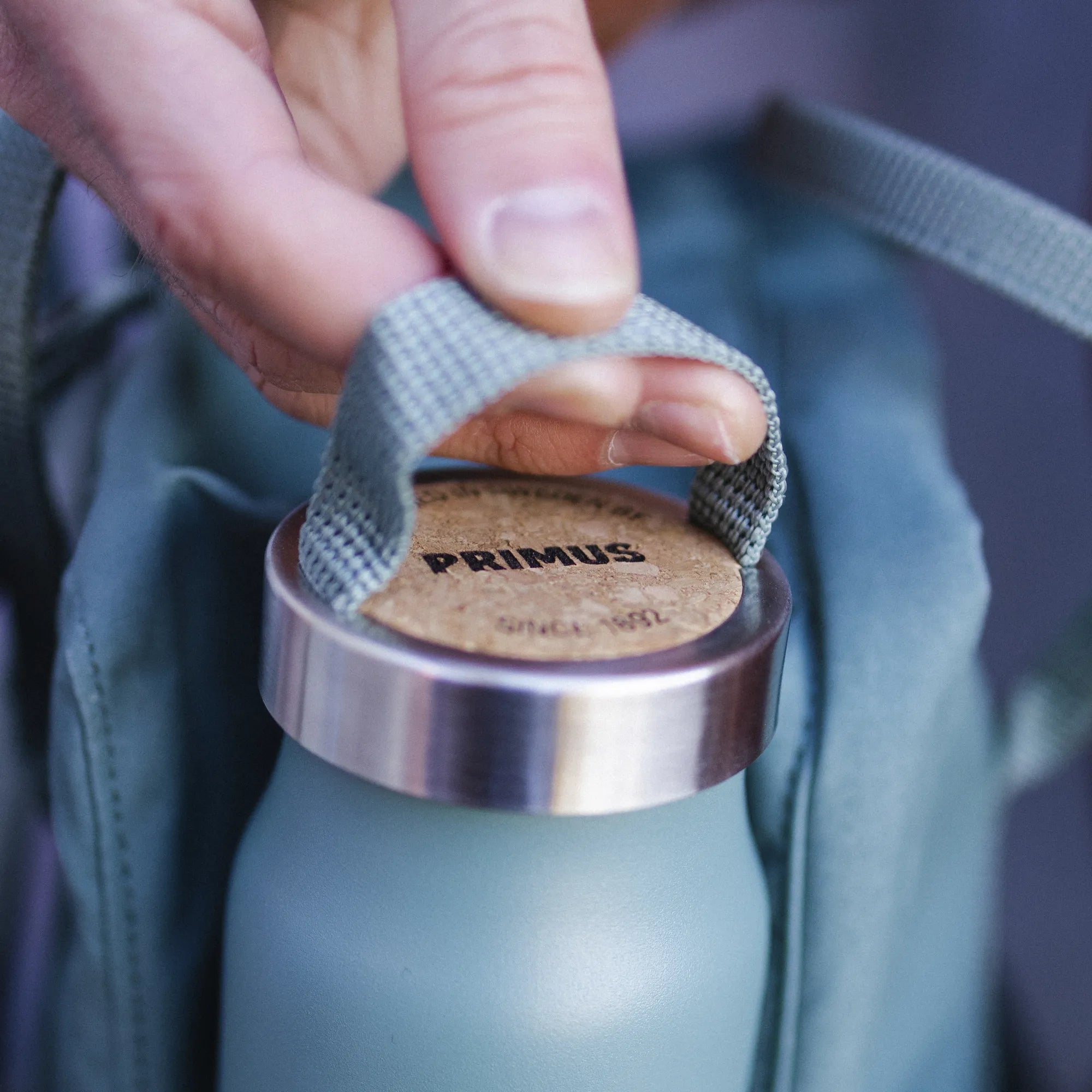 P742040_klunken-vacuum-bottle-0.5-frost_isabelle-edsmyr_2021-2