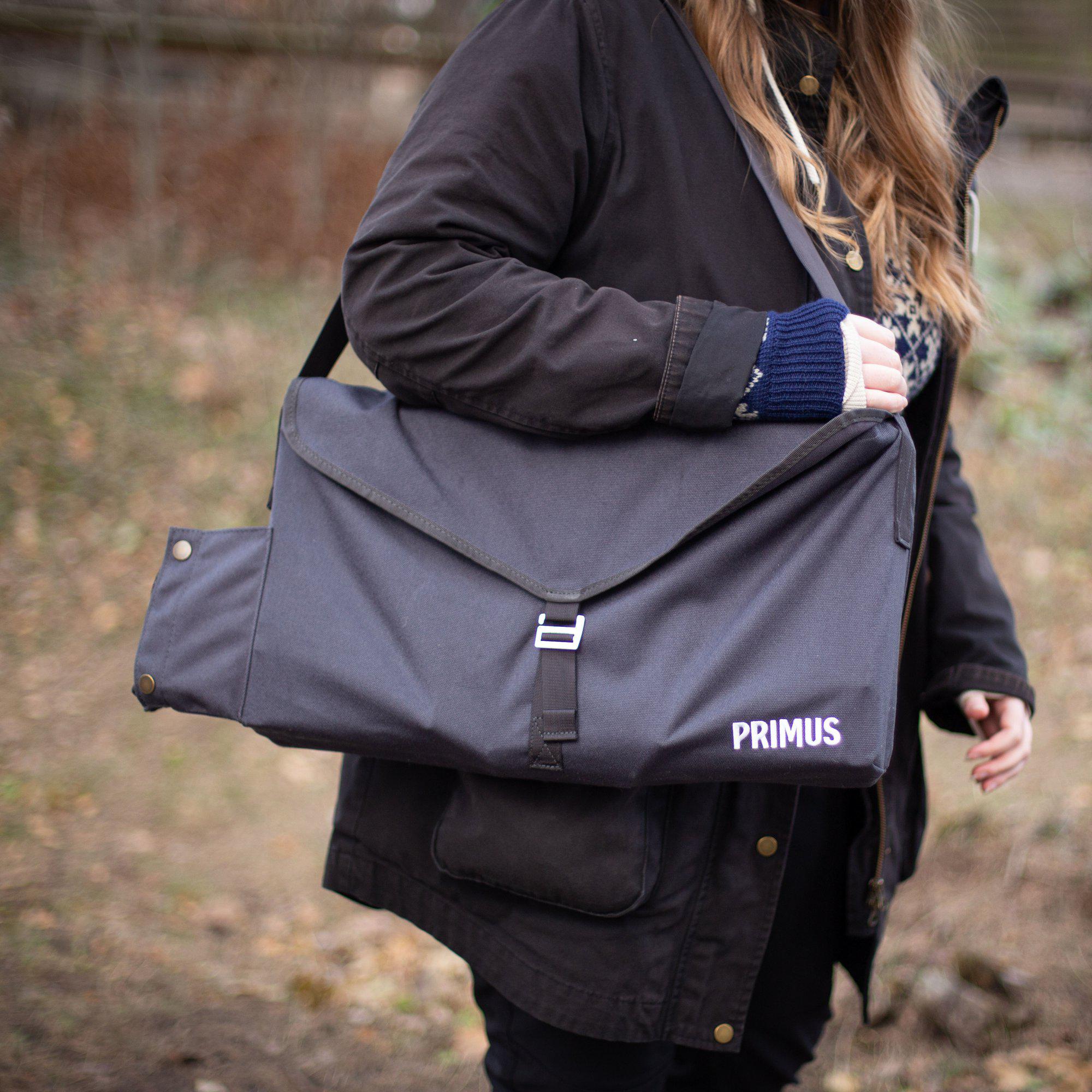 P741190_bag_stina-hjelm_2021-21_1-lifestyleImages