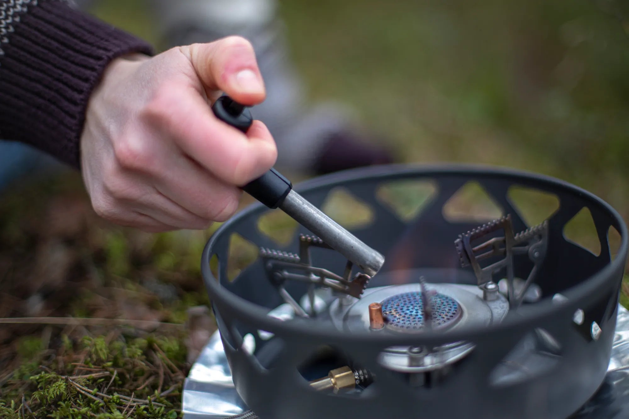 P737460_piezo-igniter_stina-hjelm_2020-04 copy