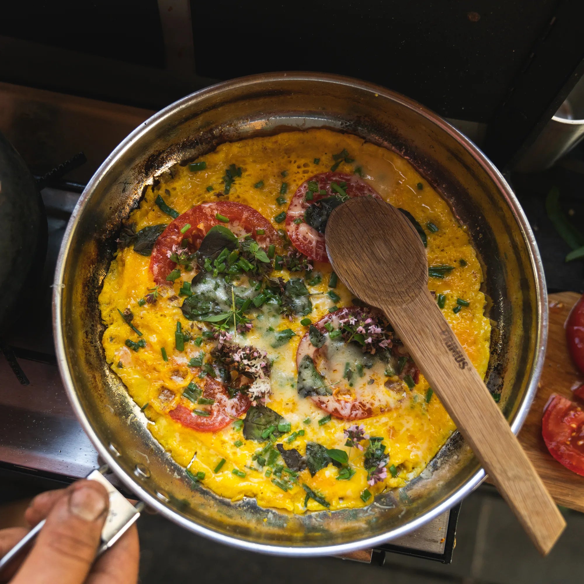 P738000_frying-pan_lisa-lowenborg_2019-11