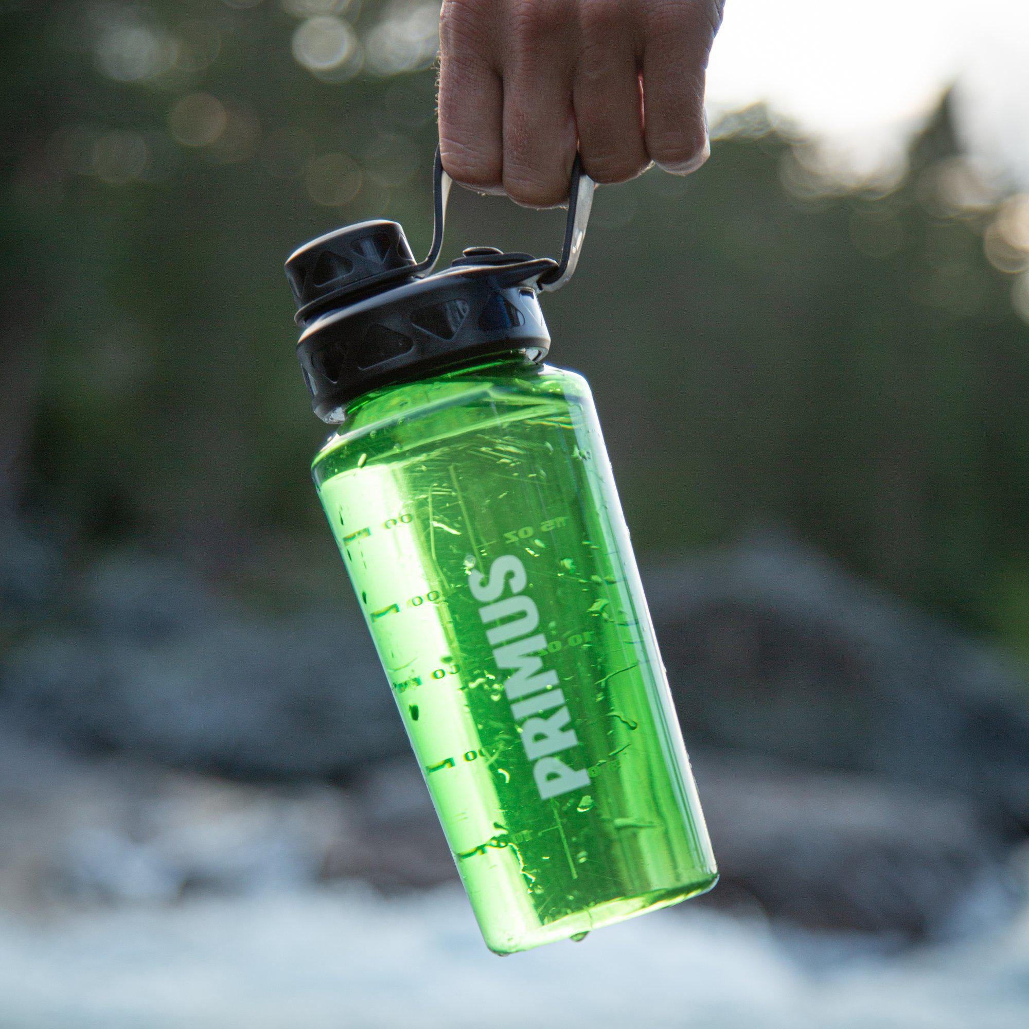 P740135_trailbottle-tritan_samuel-andersson_2019-06-lifestyleImages