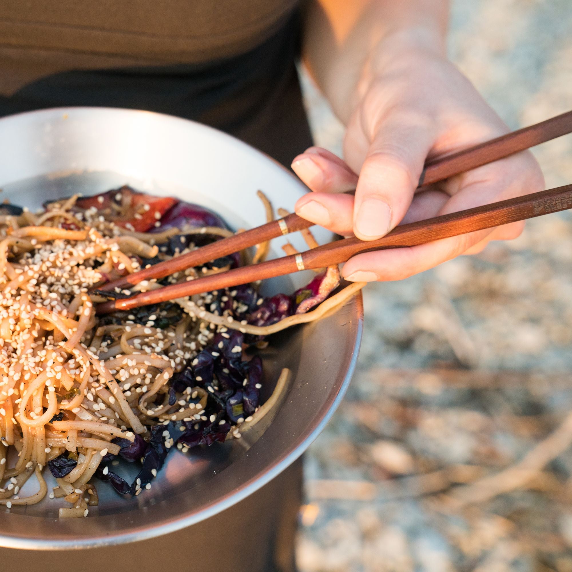 P740970_chopsticks_lisa-lowenborg_2018-3-lifestyleImages