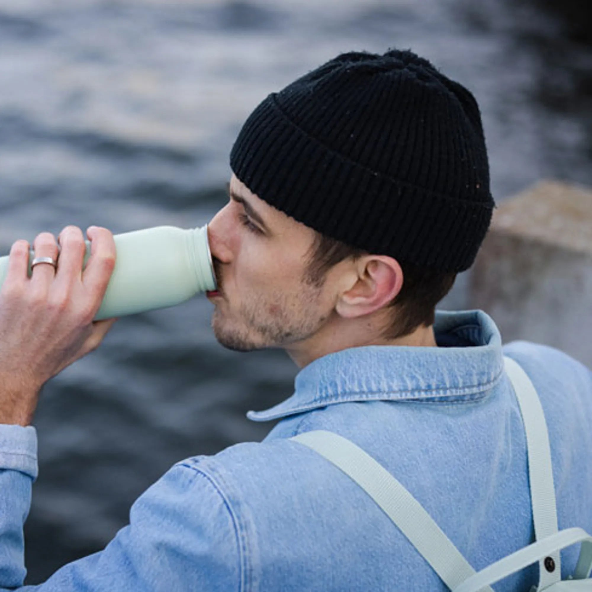 P741930_klunken-bottle-0.7l-mint_isabelle-edsmyr_2021-6